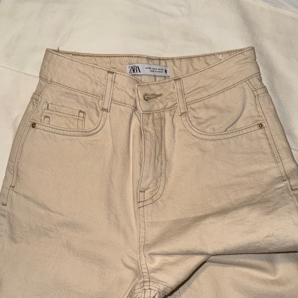 Zara Beige Jeans Straight Fit